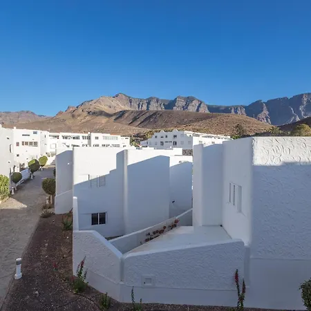 Residencial La Palmita Con Piscina *