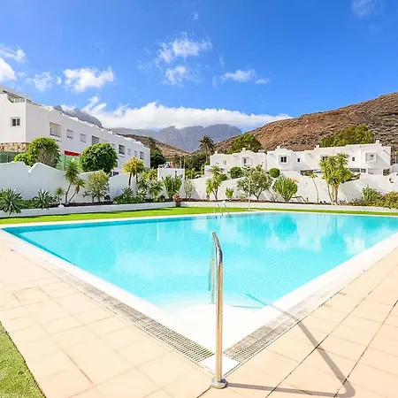 Residencial La Palmita Con Piscina *