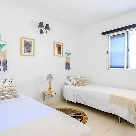 Apartment Residencial La Palmita Con Piscina *